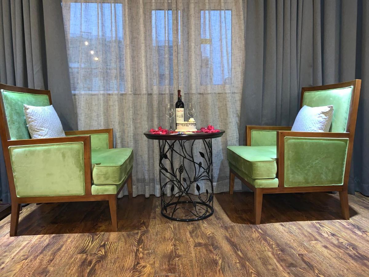 Hanoi Center Silk Boutique Hotel & Travel Екстериор снимка