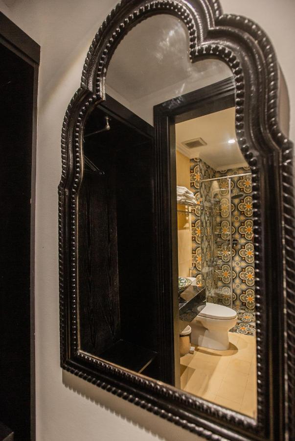 Hanoi Center Silk Boutique Hotel & Travel Екстериор снимка