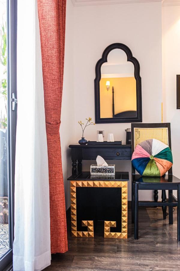 Hanoi Center Silk Boutique Hotel & Travel Екстериор снимка